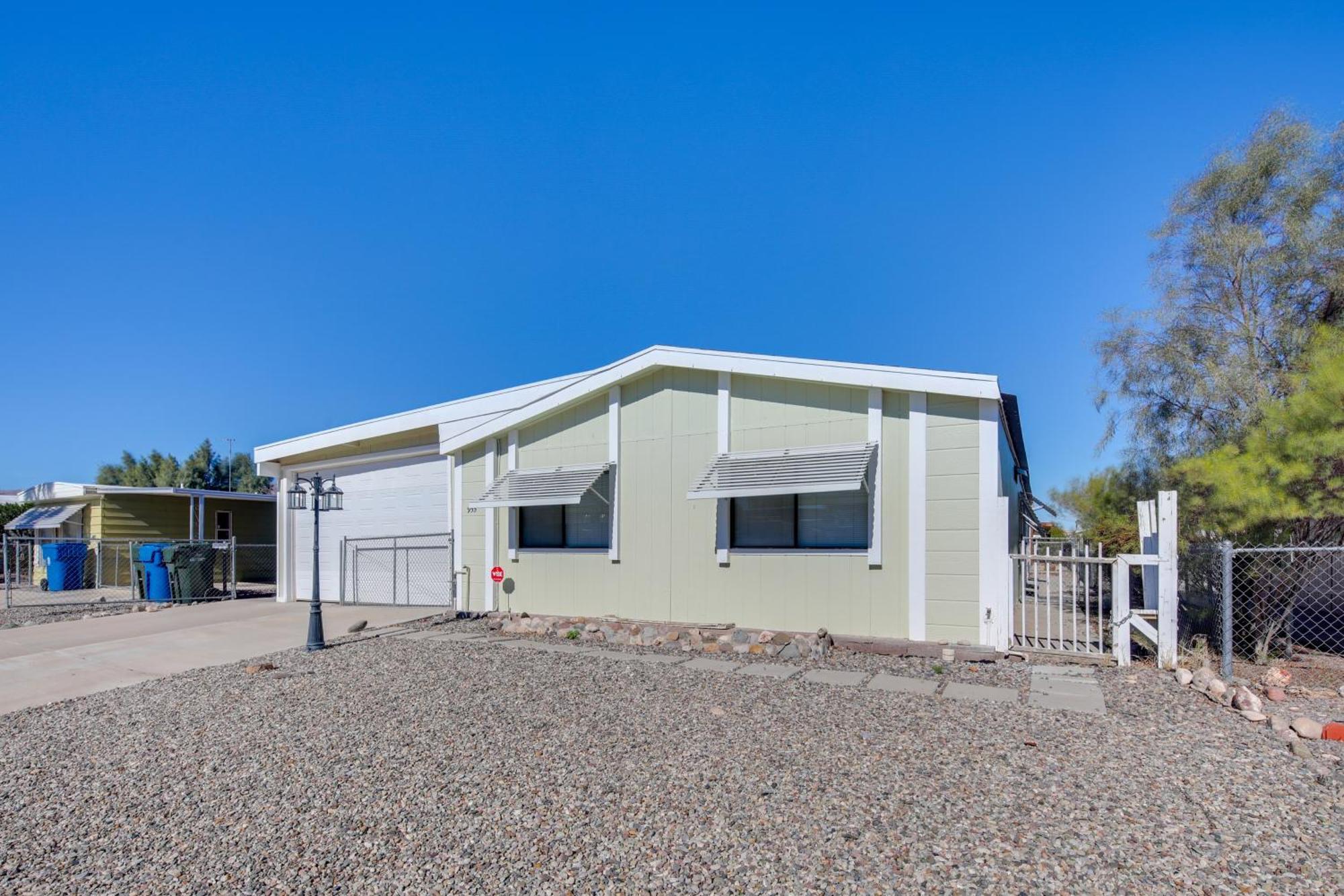 Bullhead City Home With Fire Pit - Walk To Co River! Exterior photo